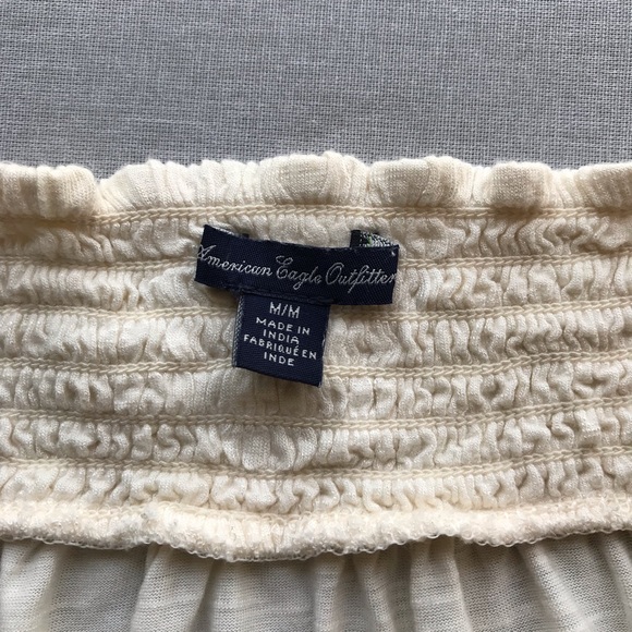 Lace Inset Flowy Spring Top - Picture 4 of 5